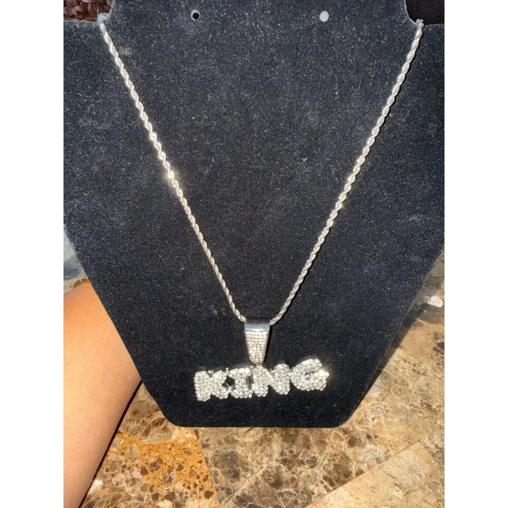 King pendant necklace with rhinestones